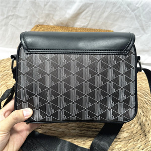 Bolso <span class=keywords><strong>de</strong></span> Hombro Moderno con Diseño Retro Estampado, Versátil y Duradero para el Uso Diario, Ideal para Amantes <span class=keywords><strong>de</strong></span> la Moda - Product Image 3