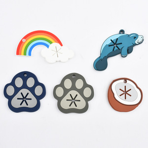 Quchonpet, soporte para bolsa <span class=keywords><strong>de</strong></span> <span class=keywords><strong>caca</strong></span> <span class=keywords><strong>de</strong></span> PVC, Clip para <span class=keywords><strong>caca</strong></span> <span class=keywords><strong>de</strong></span> perro, soporte para bolsa <span class=keywords><strong>de</strong></span> <span class=keywords><strong>caca</strong></span> manos libres para perro, dispensador <span class=keywords><strong>de</strong></span> residuos personalizado, Clip para bolsa <span class=keywords><strong>de</strong></span> basura - Product Image 4