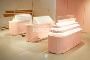 Estante Flotante de Madera para Exhibición de Maquillaje y Cosméticos, Vitrina de Pared para Tiendas de Belleza - Product Image 2
