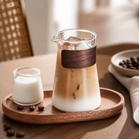 Tasses à café en verre de 380 ml et tasses à latte glacé avec manchon en bois en option, bec verseur, OEM ODM, articles de boisson
