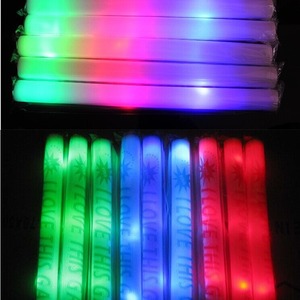Varitas de Espuma Luminosas, Recuerdos para Fiestas, Bastones Luminosos, Decoraciones para Bodas, Cumpleaños, Conciertos, Halloween y Navidad - Product Image 4