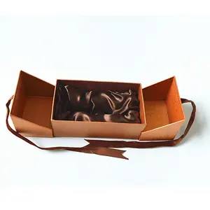 Luxury Paper Packaging Wholesale Unique Gift Box with ribbons