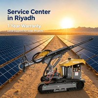 APCOM Foreuse de pieux solaires sur chenilles, profondeur de forage 3m, pour l'installation de pieux photovoltaïques en milieu désertique et de vis de fondation au sol dans les fermes photovoltaïques saoudiennes