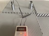 Carreaux de sol en plastique autostatiques de 8mm, pièces imbriquantes pour atelier de sol conducteur en pvc esd