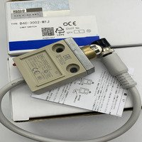 En stock Nouveau interrupteur de fin de course D4C-2329/1520/3202/3203-P Fiable Vendeur d'or Garantie d'un an DHL FEDEX UPS