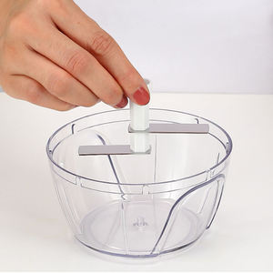 Factory direct sales of the best-selling <b>multifunctional</b> food cutting machine garlic press manual mini garlic chopper - Product Image 2