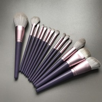 Produits Tendances 2023 Nouveautés Gadget Femme Prix Raisonnable Kit Pinceaux Maquillage Outils en Bois Marque Privée