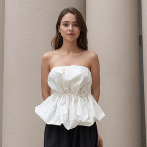 صدرية نسائية أنيقة بدون حمالات على شكل بالون باللون الأبيض، بتصميم يبرز الخصر من قماش الدوبي، موضة صيف <span class=keywords><strong>2026</strong></span> - Product Image 3