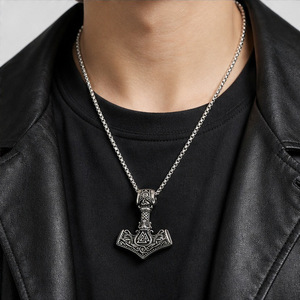 Yunnique – pendentif marteau de Thor Viking en alliage de Zinc, collier à la mode pour hommes, design géométrique, bijoux cadeau - Product Image 4