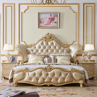Ensemble de lit King/Queen de style antique européen - Lit en bois massif sculpté classique en chêne, couleur or champagne, mobilier de chambre à coucher haut de gamme