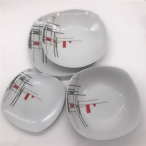 <span class=keywords><strong>Service</strong></span> <span class=keywords><strong>de</strong></span> <span class=keywords><strong>table</strong></span> en céramique <span class=keywords><strong>de</strong></span> forme carrée <span class=keywords><strong>de</strong></span> haute qualité, nouveau design, 19 pièces, vaisselle en <span class=keywords><strong>porcelaine</strong></span> en vente - Product Image 3