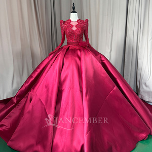 Vestido de Quinceañera Rojo Elegante Mc033 con Cuello Ilusión, Encaje con Cuentas, Mangas Largas, Cintura Plisada, Falda de Satén y Espalda con Cordones Jancember - Product Image 3