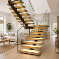 Escalier Flottant Moderne pour Villa Duplex, Garde-corps en Verre, Marches en Bois, Escalier en Cantilever, Design d'Escalier Résidentiel