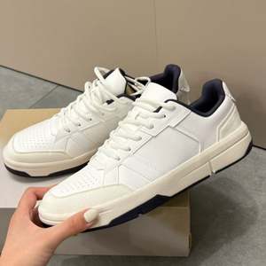 Zapatos Deportivos de Piel de Lujo, Zapatos Casuales de Diseñador para Hombre y Mujer, Zapatos Deportivos Planos y Robustos para Correr y Caminar - Product Image 2