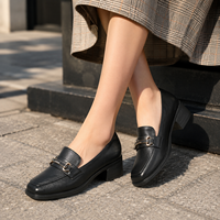 Mocassins pour femmes tendance et confortables à bout carré et talon épais, à enfiler, pour le bureau, les occasions décontractées ou formelles