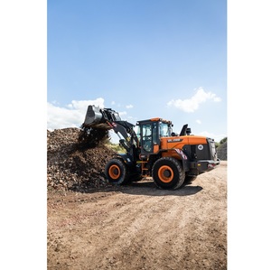 Precio de Fábrica DEVELON DL200TC-7 Cargadora de Ruedas de 12 Toneladas y 2.0m³ de Alta Resistencia para Agricultura, Minería y Proyectos de Construcción - Product Image 5