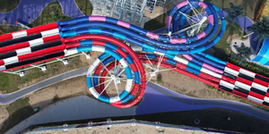 Tobogán Acuático de Carreras Multivía - Construcción de Fibra de Vidrio y Acero para Uso Interior/Exterior en Parques Acuáticos - Product Image 4