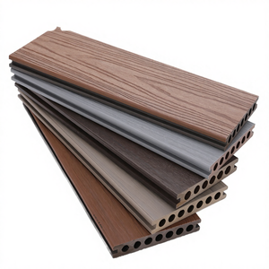 Tarima de WPC Impermeable, Tradicional y Lisa, para Exteriores y Jardines, con Textura de Madera, Envío Rápido - Product Image 1