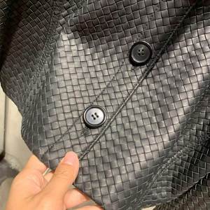 Chaqueta de piel de oveja auténtica de punto para mujer de otoño, cuello levantado, forro de seda, camisa transpirable negra, chaqueta, decoración de fajas - Product Image 3