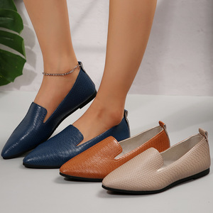 Nouvelles Chaussures Plates Simples Style Serpent à Bout Pointu et Bouche Peu Profonde QLFashion pour Femme, en Cuir Véritable avec Semelle Intérieure en Mousse - Product Image 2