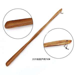 Corne à chaussures courte portable et confortable et cuillère à chaussures à poignée en bois avec logo - Product Image 6