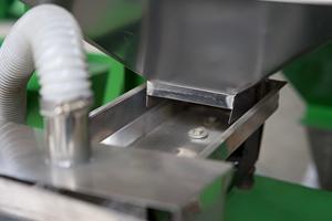 เครื่องปอกเปลือกเม็ดมะม่วงหิมพานต์ แบบร่อง 1 ความจุ: 150-200 กก./ชม. เครื่องจักรแปรรูปเม็ดมะม่วงหิมพานต์แบบอัตโนมัติเต็มรูปแบบ - Product Image 3