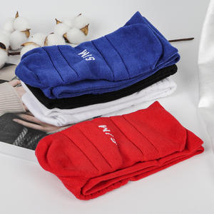 <span class=keywords><strong>Chaussettes</strong></span> de football pour sports de plein air pour adultes <span class=keywords><strong>Chaussettes</strong></span> de rugby à poils longs <span class=keywords><strong>Chaussettes</strong></span> en coton éponge épaissies respirantes et absorbant les chocs - Product Image 2