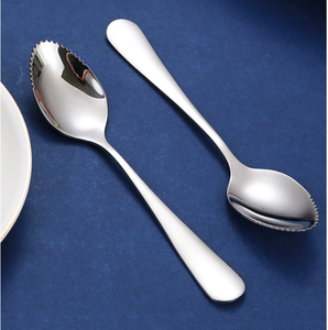 Cuillère à fruits en acier inoxydable 304 DFB0310, cuillère dentée pour bébé, cuillère à repousser les aliments pour bébé, cuillère à éplucher les pommes pour bébé - Product Image 2