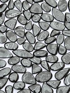 Pierres précieuses en psilomélane argenté naturel, cabochons en vrac, formes et tailles variées, 10-40 mm, lot pour la fabrication de bijoux - Product Image 4