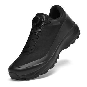 Chaussures de course légères unies tout-terrain, couvre-chaussettes d'extérieur, chaussures de sport décontractées imperméables à lacets pour le tout-terrain - Product Image 1