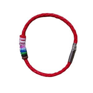 Pulsera de cordón de cuero de 3 mm, roja, trenzada, con anillos antideslizantes coloridos y cuentas espaciadoras para la fabricación de joyas y accesorios. - Product Image 1