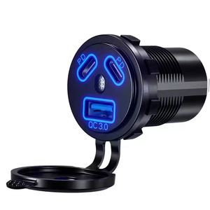 Chargeur de voiture USB type C à double port <span class=keywords><strong>Prise</strong></span> de courant rapide 12V étanche avec 3 ports de charge - Product Image 1