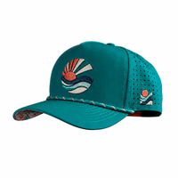 Casquette de baseball personnalisée à 5 panneaux avec logo en PVC caoutchouté, casquette de golf imperméable perforée au laser, chapeau de golf en polyester vert avec cordon