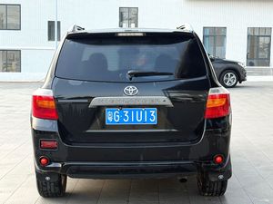 Toyota Highlander 2.7L 6AT 7 places SUV d'occasion 2009 – SUV familial spacieux, finition haut de gamme pour l'exportation - Product Image 4