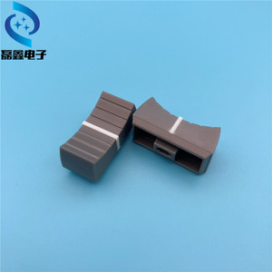 โพเทนชิโอมิเตอร์แบบเลื่อน H Electronic Components พร้อมฝาครอบแบบกด ขนาดรูใน 4 มม. แบบปรับได้ - Product Image 4
