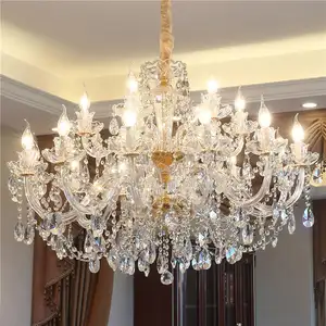 Lujosos candelabros de cristal K9 de cristal dorado modernos cuelgan en la sala de estar interior que ilumina las habitaciones del hotel