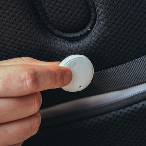 Pelacak Waktu Nyata Perangkat Pelacak Global Google Android & IOS Pelacak Pintar Ganda Pencari Air Tags - Product Image 3