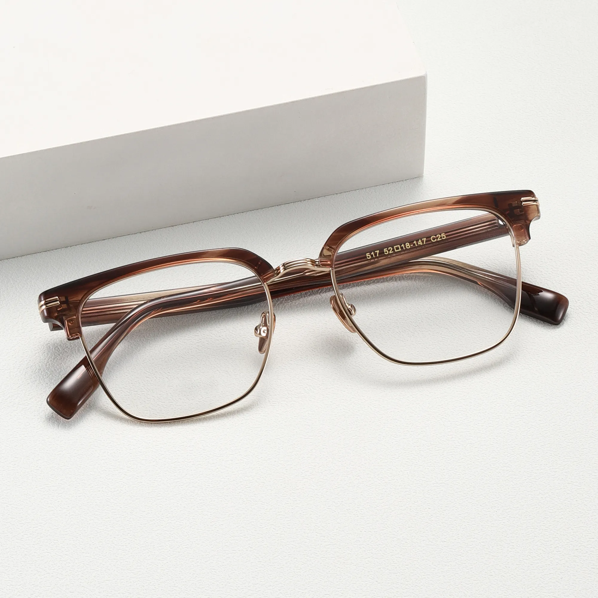 إطارات نظارات فاخرة من مصمم فيجرويد بصرية بإطار نصف شعار مخصص نظارات نسائية من الشركات المصنعة