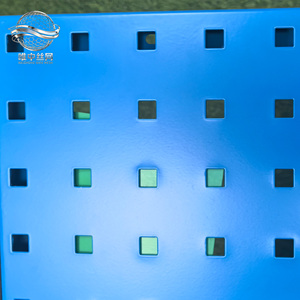 Organisateur mural en métal perforé, résistant aux produits chimiques et étanche, pour le detailing automobile, support pour polisseuse, lance à mousse, serviette microfibre - Product Image 4