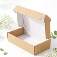 Boîte d'emballage personnalisée pour cadeaux et artisanat avec revêtement UV, laminage mat, matériaux recyclés 4C, carrée, en carton kraft brun ondulé