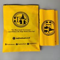 Sacs à fermeture éclair en plastique jaune de marque - Pochettes à fermeture éclair imprimées sur mesure de couleur vive pour vêtements et commerce de détail