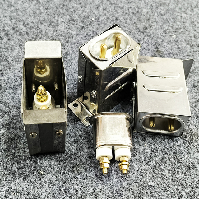 High Temperature Stainless Steel Electrical Heater Plug 2 Pin Straight Ceramic Plug Socket Band Heater Connector