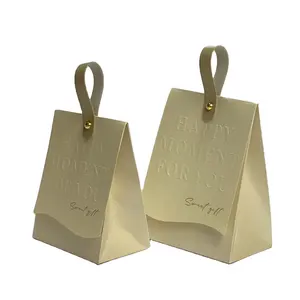 럭셔리 웨딩 호의 사탕 종이 상자 사용자 정의 로고 빛나는 양각 판지 포장 종이 상자