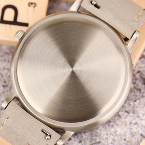 <span class=keywords><strong>Montre</strong></span>-bracelet unisexe en cuir à grain de <span class=keywords><strong>bois</strong></span> bon marché Vente en gros Montres en <span class=keywords><strong>bois</strong></span> pour hommes et femmes - Product Image 4