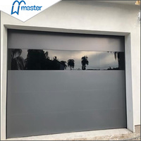 Porte de garage sectionnelle électrique à panneaux affleurants Master Well au design moderne 16x7/16x8 avec fenêtres