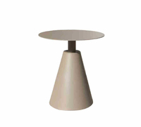 Ensemble table et chaises d'extérieur en corde tressée moderne, OEM/ODM de qualité supérieure, résistant aux intempéries, écologique, durable, pour hôtels, villas, patios et jardins.