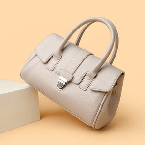 <span class=keywords><strong>กระเป๋า</strong></span>คุณภาพสูง ผลิตในจีน <span class=keywords><strong>กระเป๋า</strong></span>สะพายข้างแบบสายโซ่ <span class=keywords><strong>กระเป๋า</strong></span>สะพายไหล่เดียว แบรนด์<span class=keywords><strong>กระเป๋า</strong></span>ถือสำหรับผู้หญิง - Product Image 5