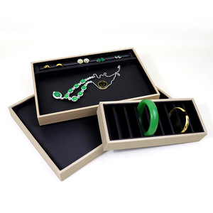 ถาดกล่องใส่เครื่องประดับกำมะหยี่ทรงสี่<span class=keywords><strong>เหลี่ยม</strong></span>ทันสมัยถาดโชว์<span class=keywords><strong>รถ</strong></span>ยนต์สำหรับจัดเก็บและจัดแสดง - Product Image 1