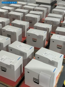 Estación de energía portátil de almacenamiento de energía para el hogar 1.2kw Inversor solar fuera de la red 4kwh Batería de litio Sistema de almacenamiento de energía todo en uno - Product Image 2