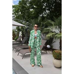 Conjunto Deportivo Verde XXL al por Mayor, Chaqueta de Nailon Transpirable y Cortavientos con Capucha, Pantalones, Chándal de Invierno de Talla Grande, Técnicas de Impresión - Product Image 4